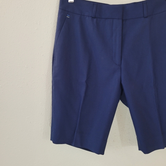 ALASKA AIRLINES Luly Yang Navy Wool Blend Classic Fit Shorts Size 12R Uniform - Picture 2 of 15